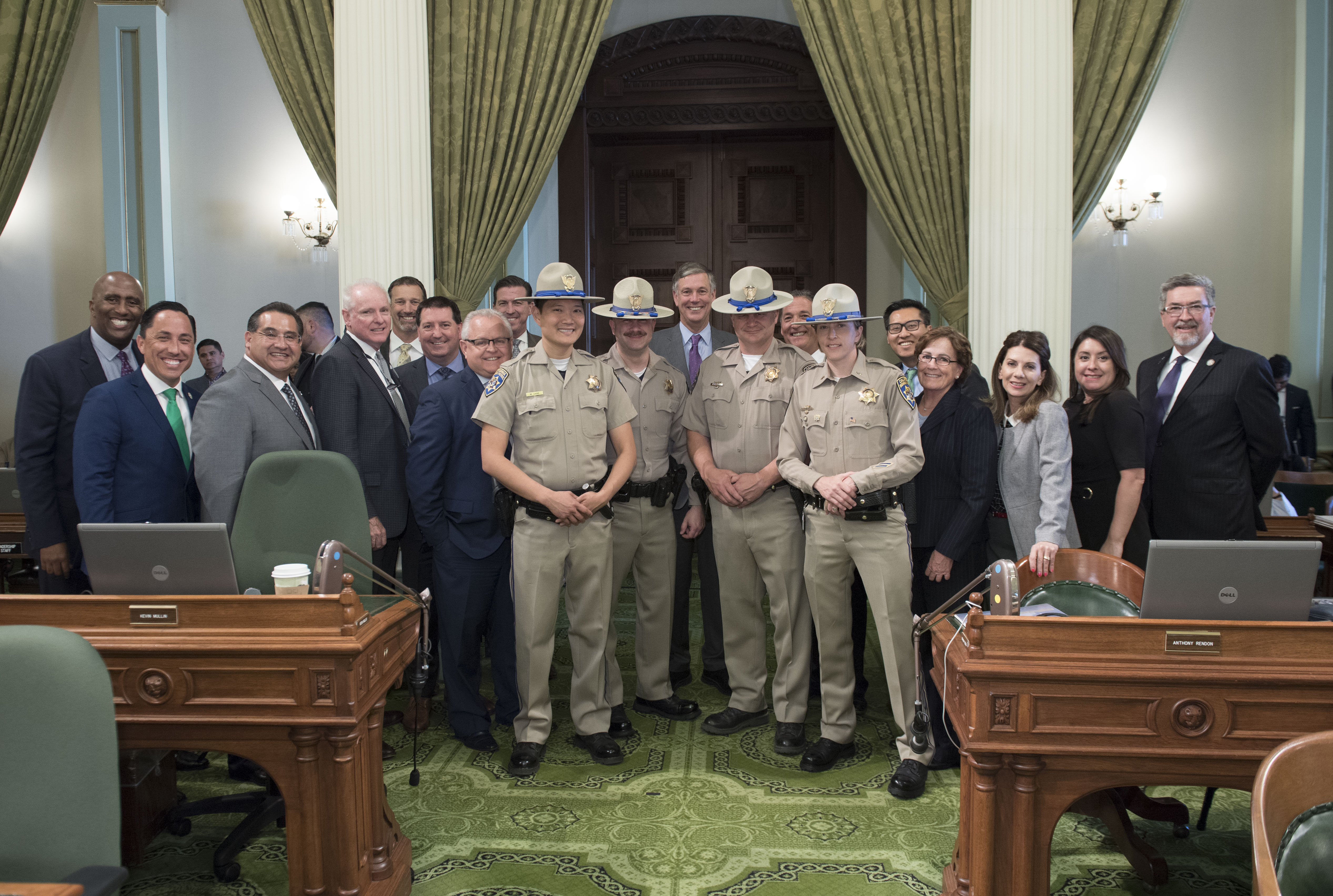 Assemblymember Grayson recognizes Distracted Driving Awareness