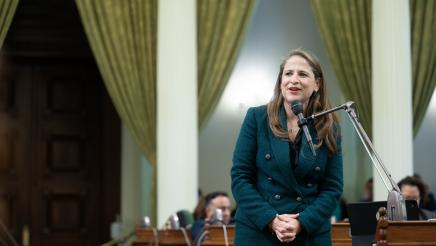 Asm. Ávila Farías speaking for AB 752 during Floor Session